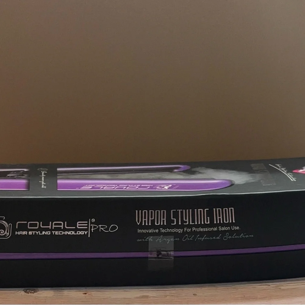 Royale Ceramic Tourmaline Vapor Flat Iron w Argan Oil Infusion Hair Straightener